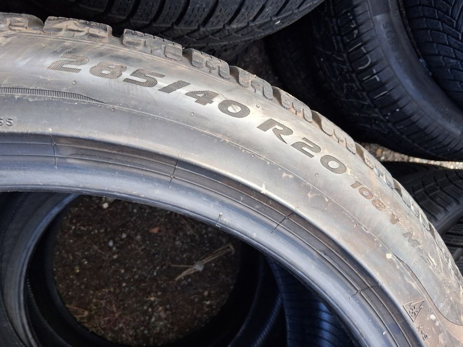 285 40 20 PIRELLI  2бр зимни дот 2022г