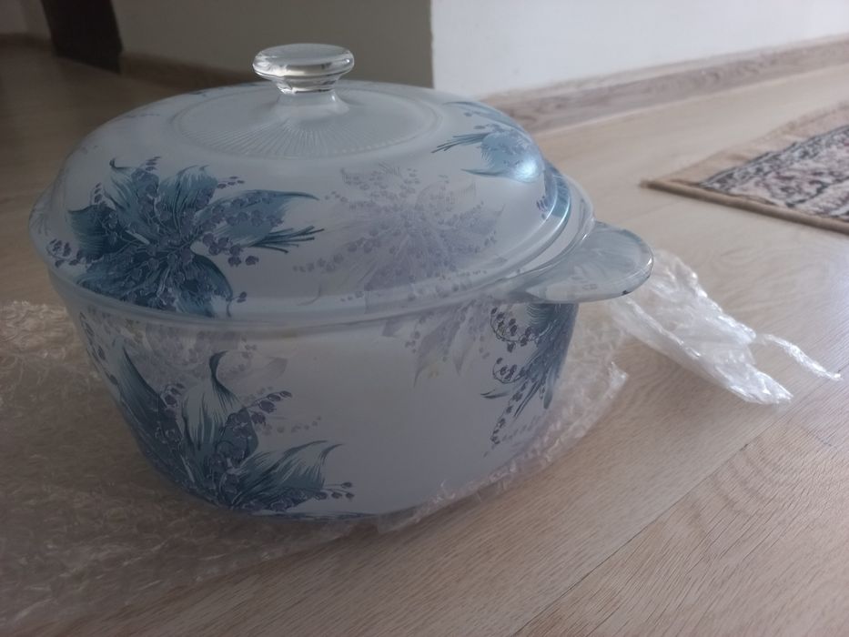 Янги супница сотилади