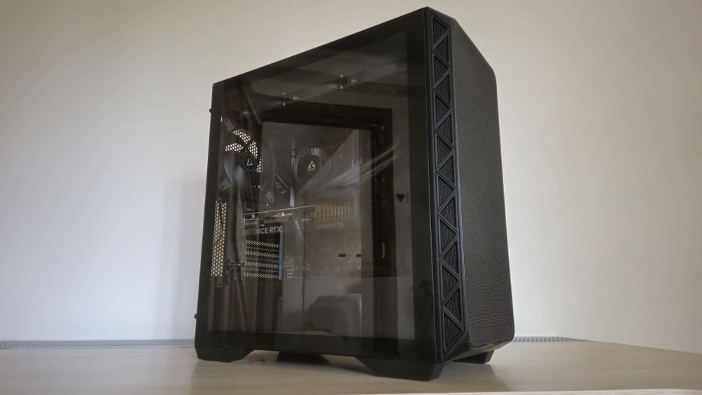 PC Ultra 2K RTX 4070 SUPER ~ AM5 ~ 32GB DDR5 ~ 2TB SSD