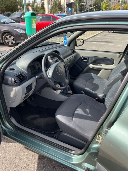 Renault Clio symbol II -18.000 km