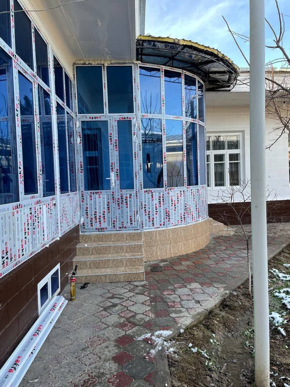 Sifatli Akfa Eshik va romlar