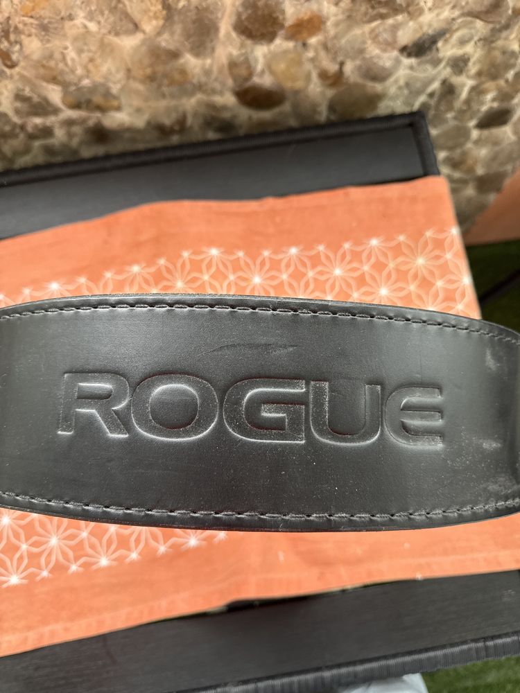 Centura de powerlifting ROGUE