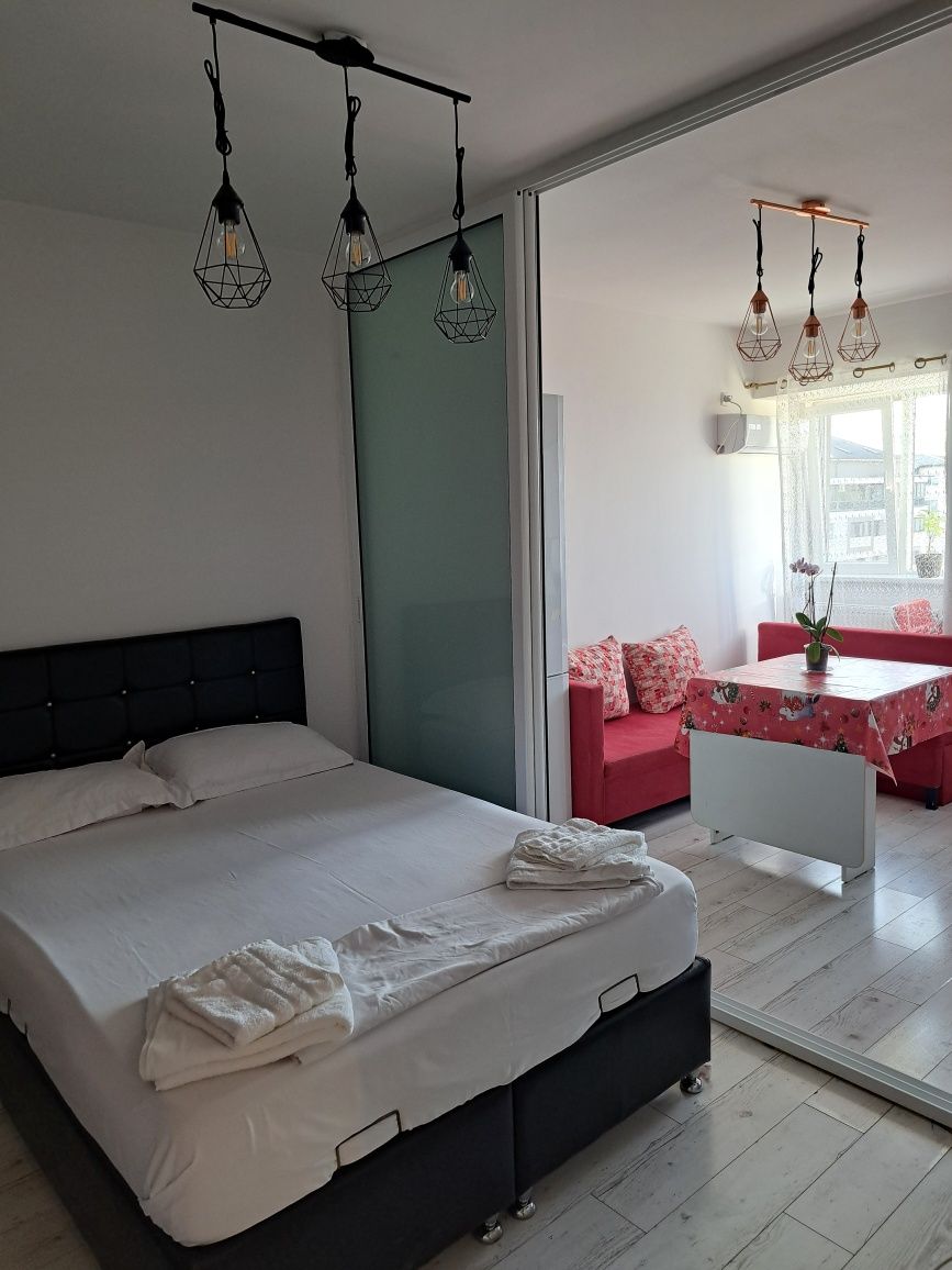 Inchiriez garsoniera în regim hotelier