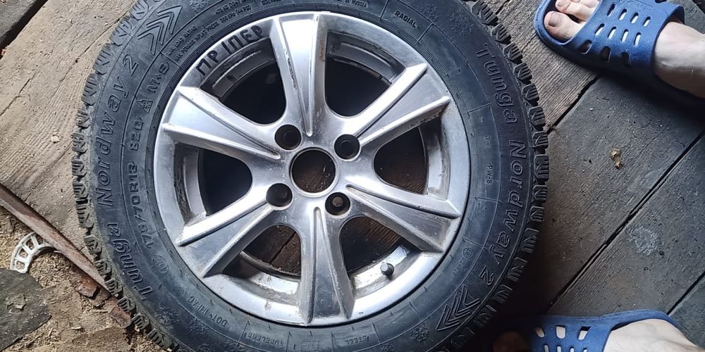 Зимняя резина 175/70/13 резина r13