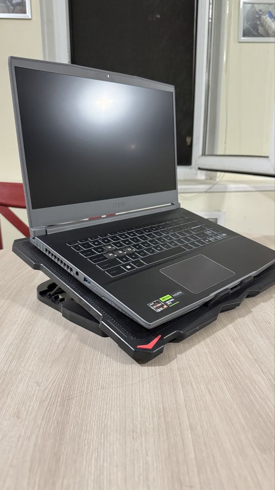 Ноутбук игровой  MSI