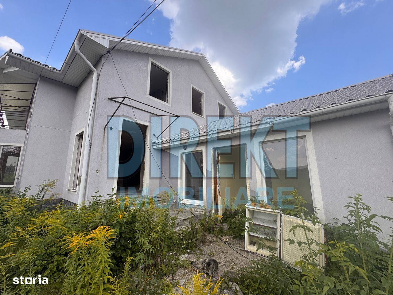 Casa individuala , cu piscina interioara , zona Strada Valea Budacului