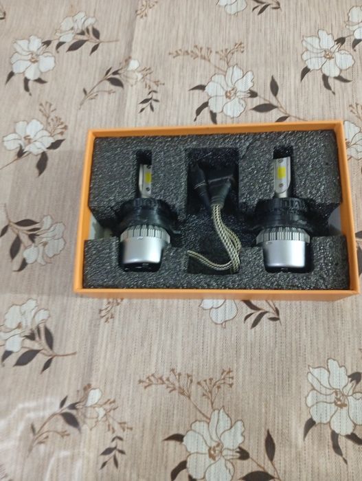 Крушки Н7 два броя лед