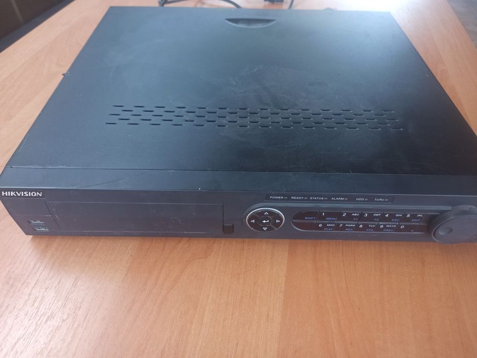 Видео регистратор Hikivision ds7716ni 16 каналов