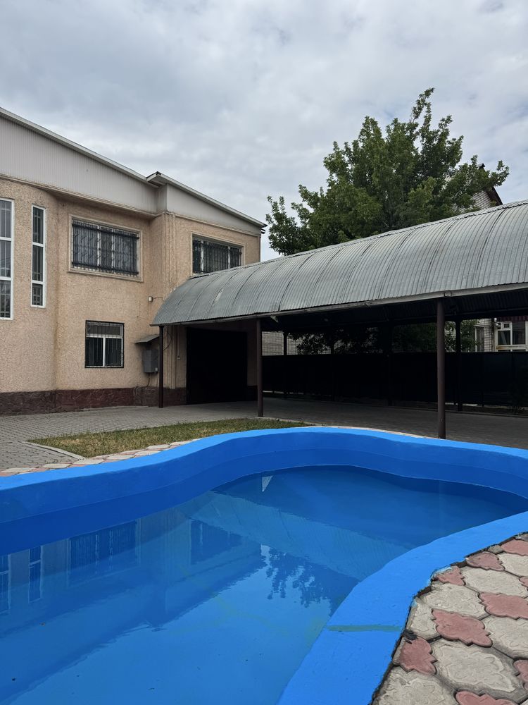 Гостевой дом с бассейном
