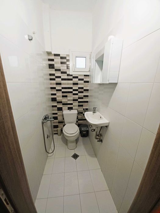 Продава 6 апартамента за бизнес туризъм до морето ПаралияВрасна,Гърция