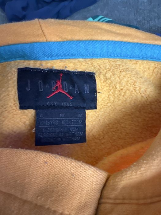 Суитшърти за тинейджър