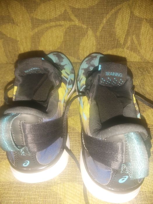 Дамски маратонки Asics