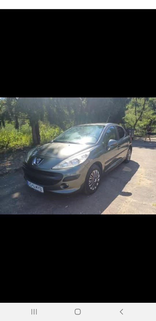 OFERTĂ  AZI 550 fix Peugeot 207 Benzină  și Gaz Clima Ac Function