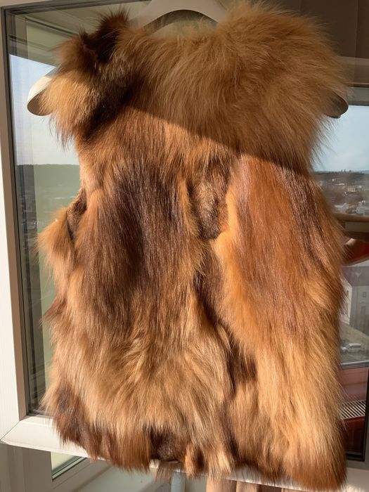 Vesta din blana naturala de vulpe