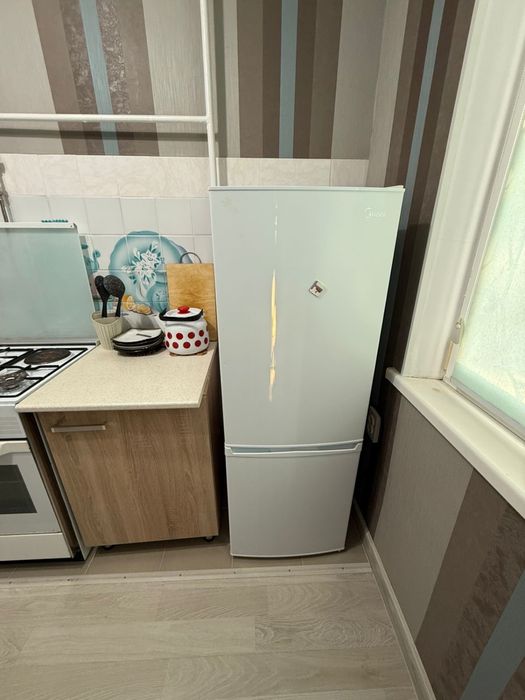 Холодильник Midea