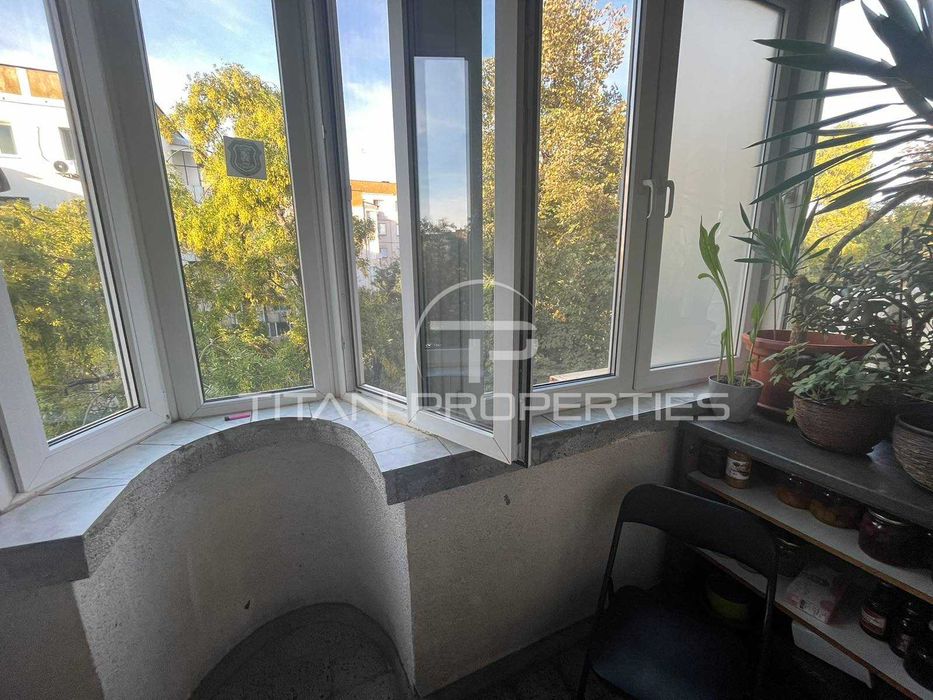 Продава се Тристаен апартамент в Пловдив, Кючук Париж - 110 кв.м за 1255 €/кв.м - Снимка #8