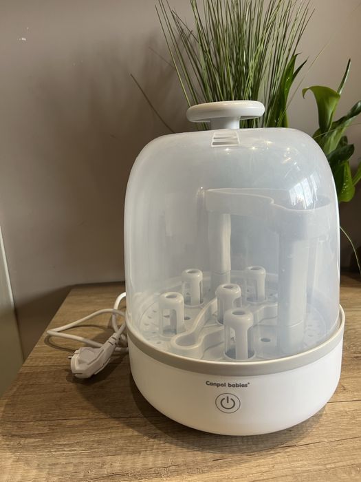 Електрически парен стерилизатор Canpol, бял