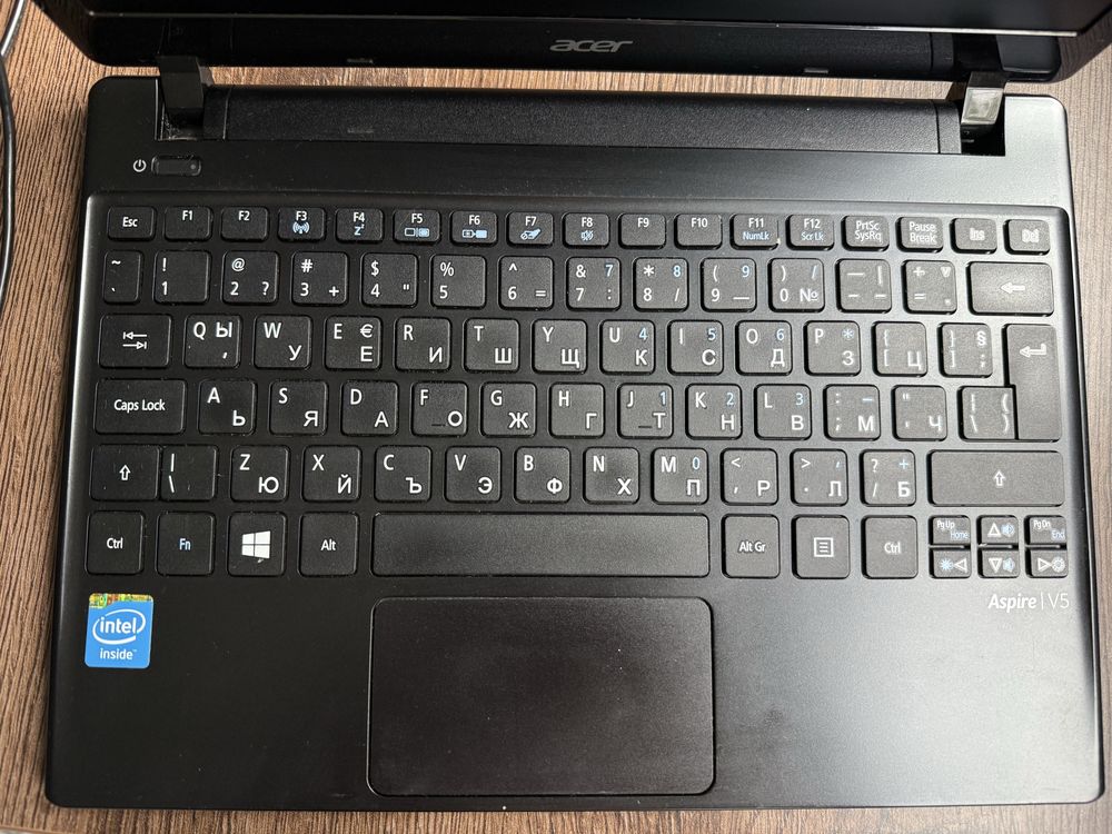 Лаптоп acer aspire v5-131