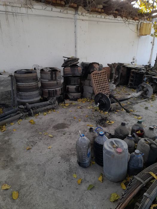 Зил запчастлар сотилади