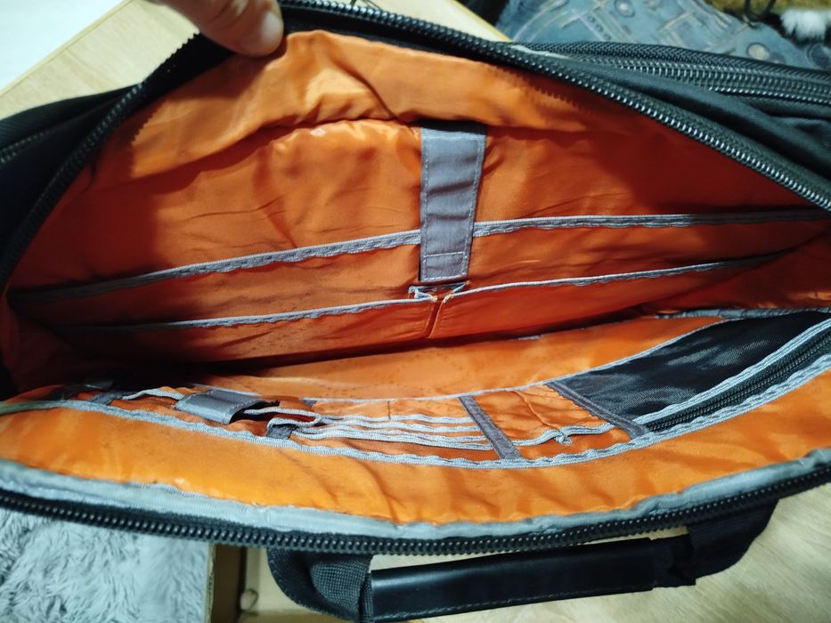 Портфель для вашего ноутбука большой