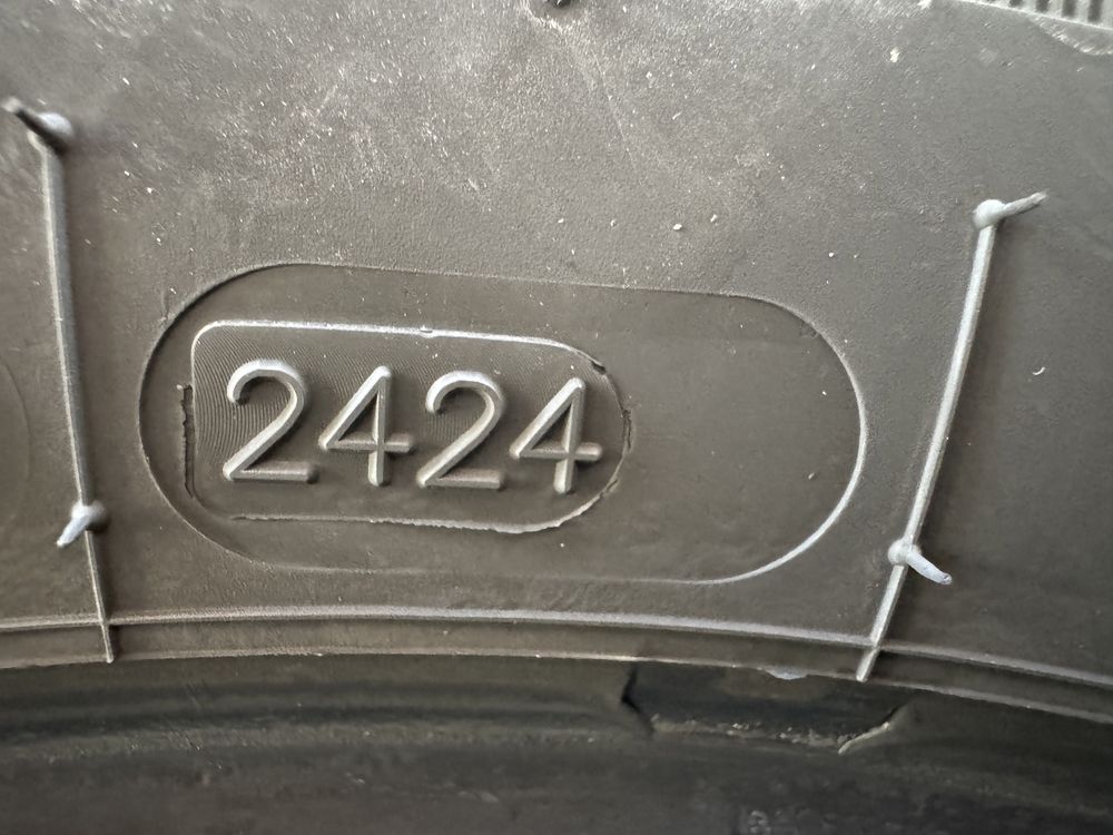 215 65 16C Dunlop