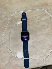 Apple watch 8 със зарядното