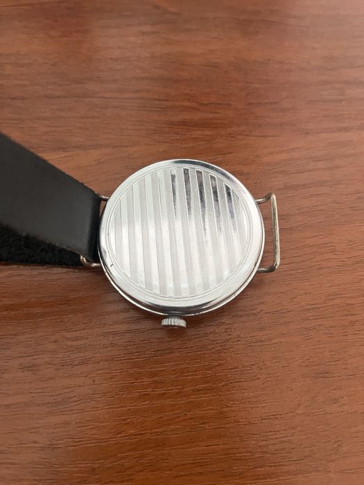 Часы молния механика