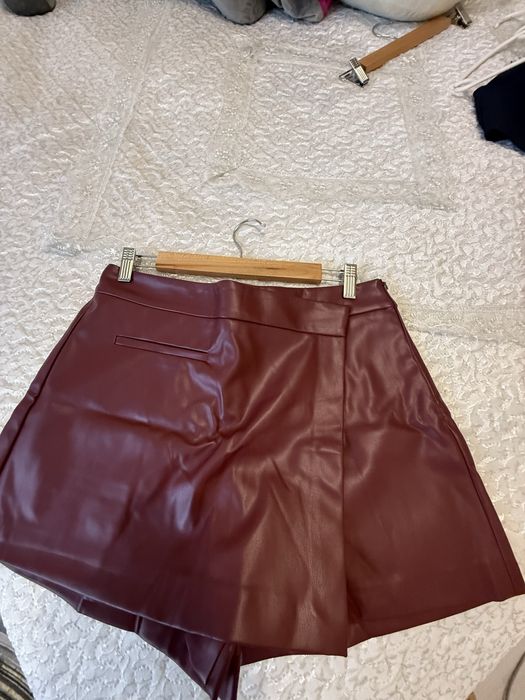 Пола- панталонки Zara, Stradivarius