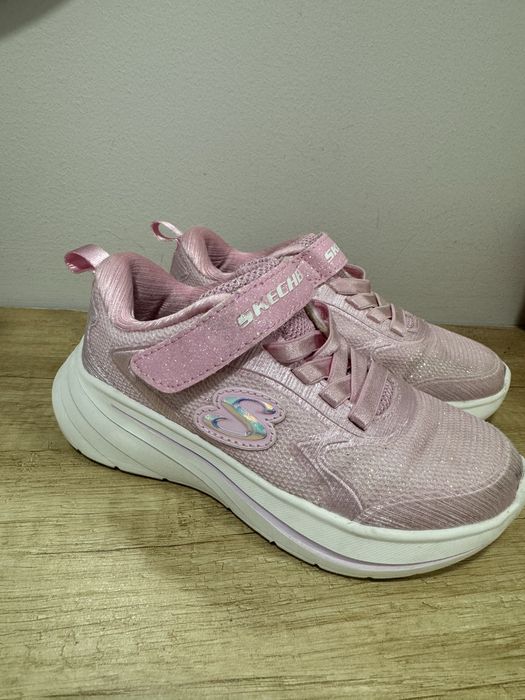 Обувки за момиче Skechers