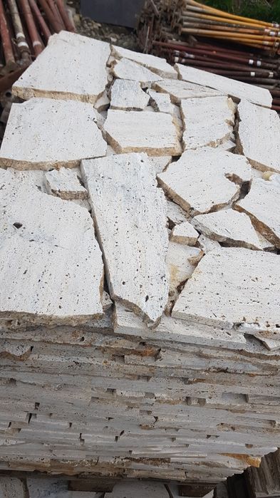 Spărtură travertin