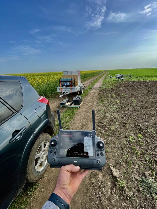 Prestări servicii cu drona agricola DJI T50