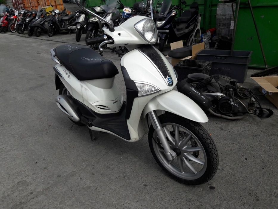 Мотоциклет,скутер Пиаджо Либерти(Piaggio Liberty) 125-на части