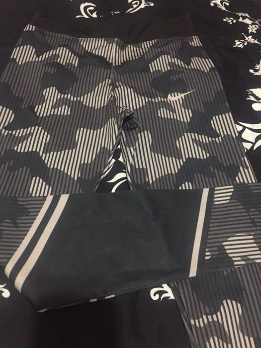 Дамски спортен клин