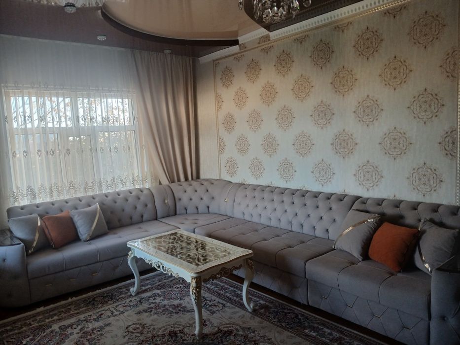 Диван сатылады 3-4м