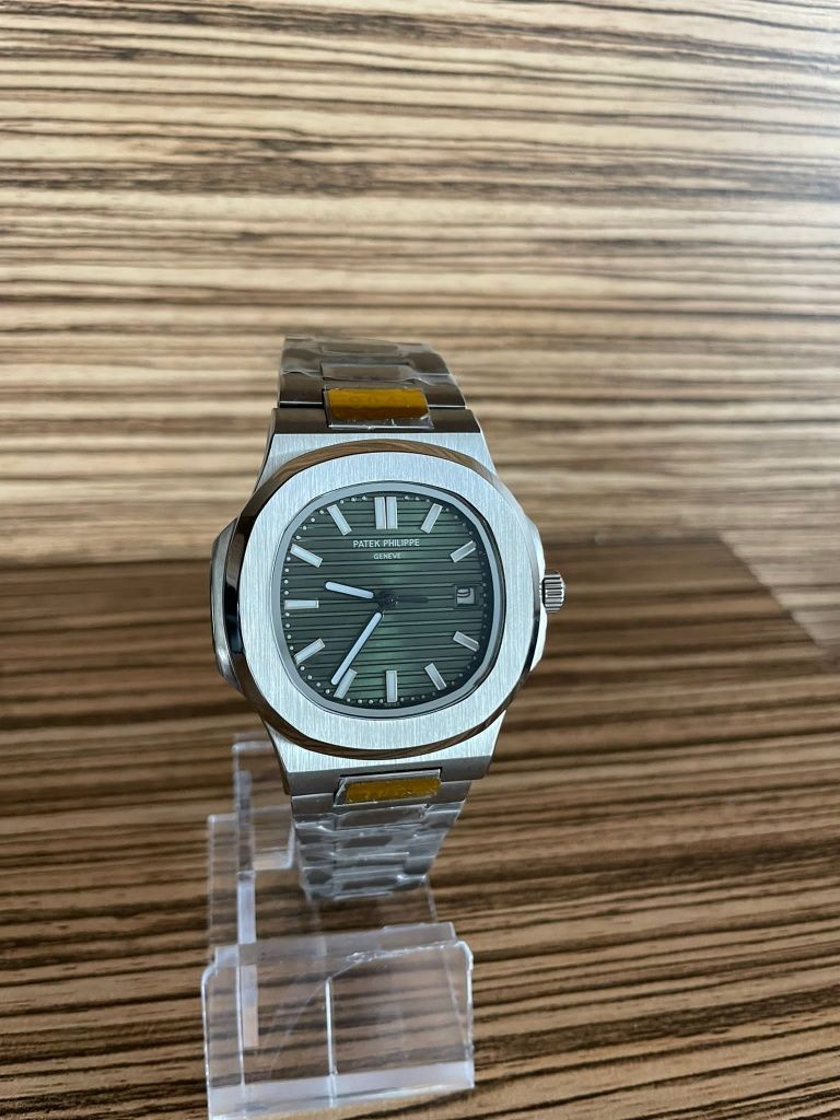 Patek Philippe nautilus 40mm