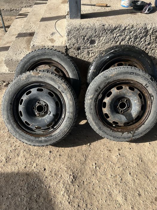 Продам комплект зимних железных дисков