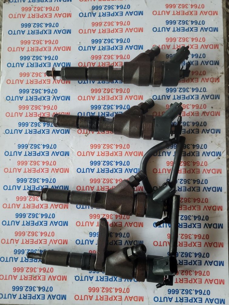 Injectore injector 0445110076 2.0 HDI Peugeot 406 8B 1995-2004
