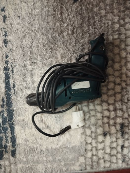 Продам дрель Bosch бу в рабочем состоянии