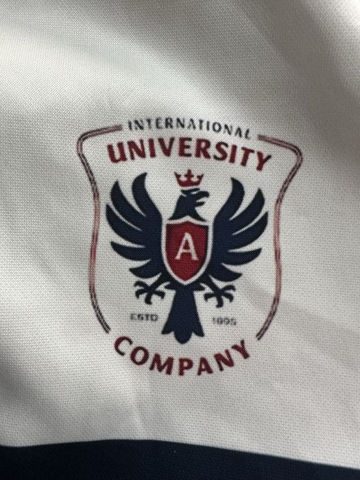 Vand hanorac cu gluga