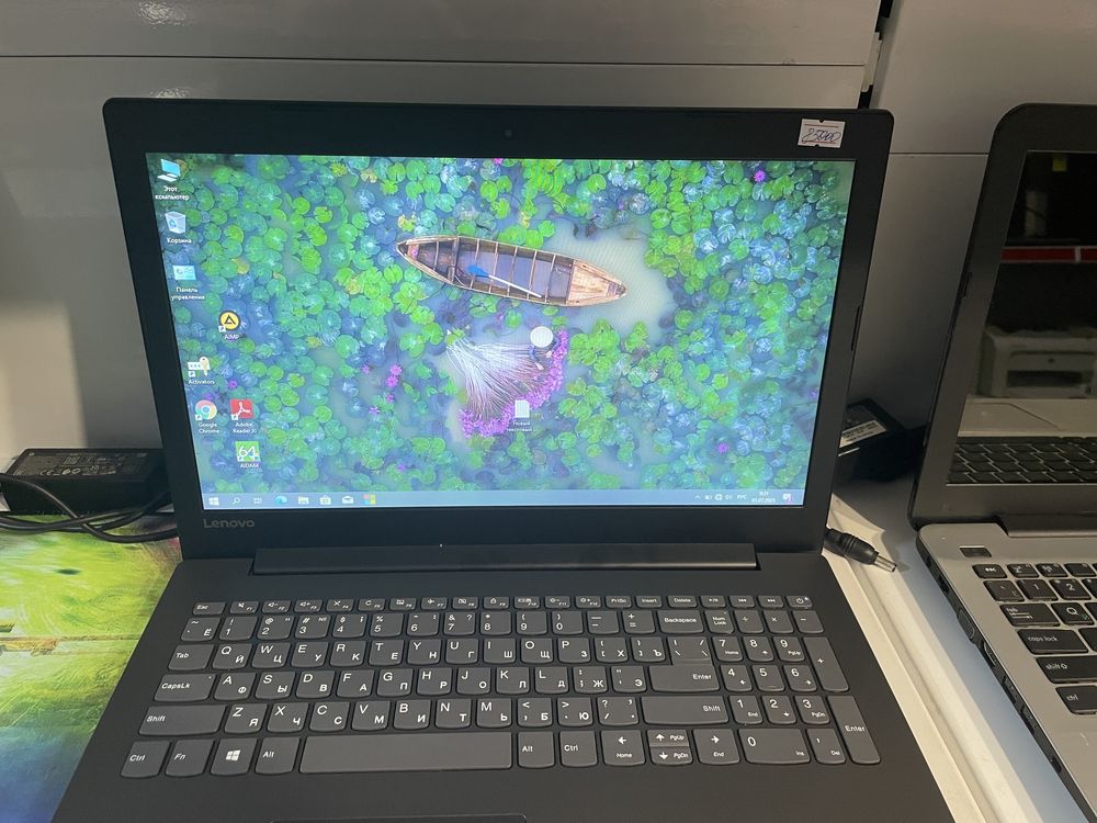 Lenovo в идеале Core i3! SSD 256Gb! ОЗУ 8Gb