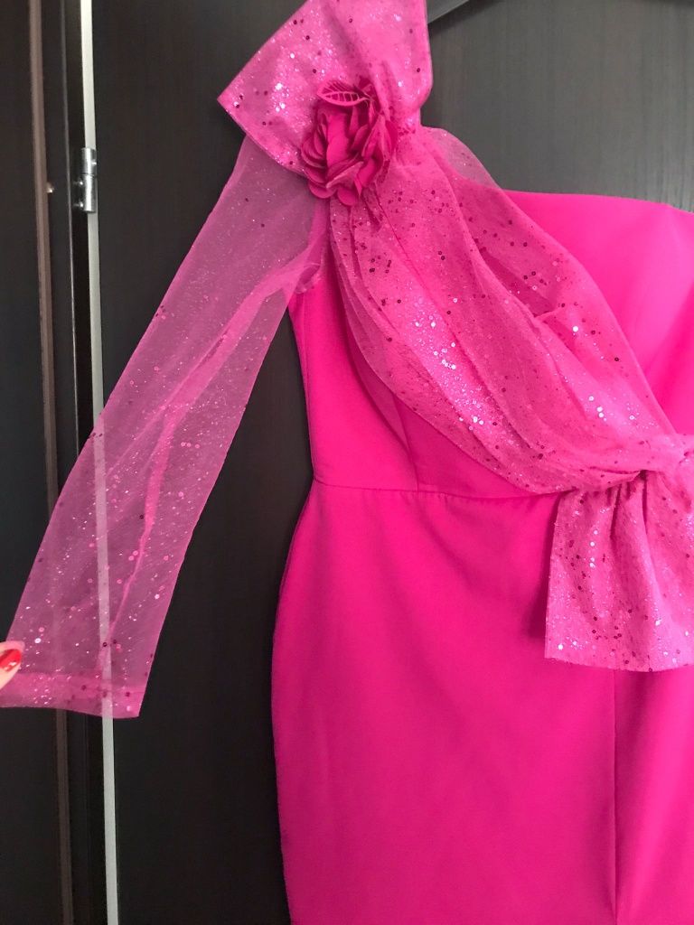 Rochie Fucsia! Mărimea 42!
