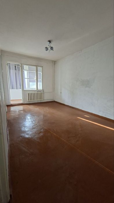 Продается 3 комнатная квартира на Юнусабаде 7 квартал 3 этаж