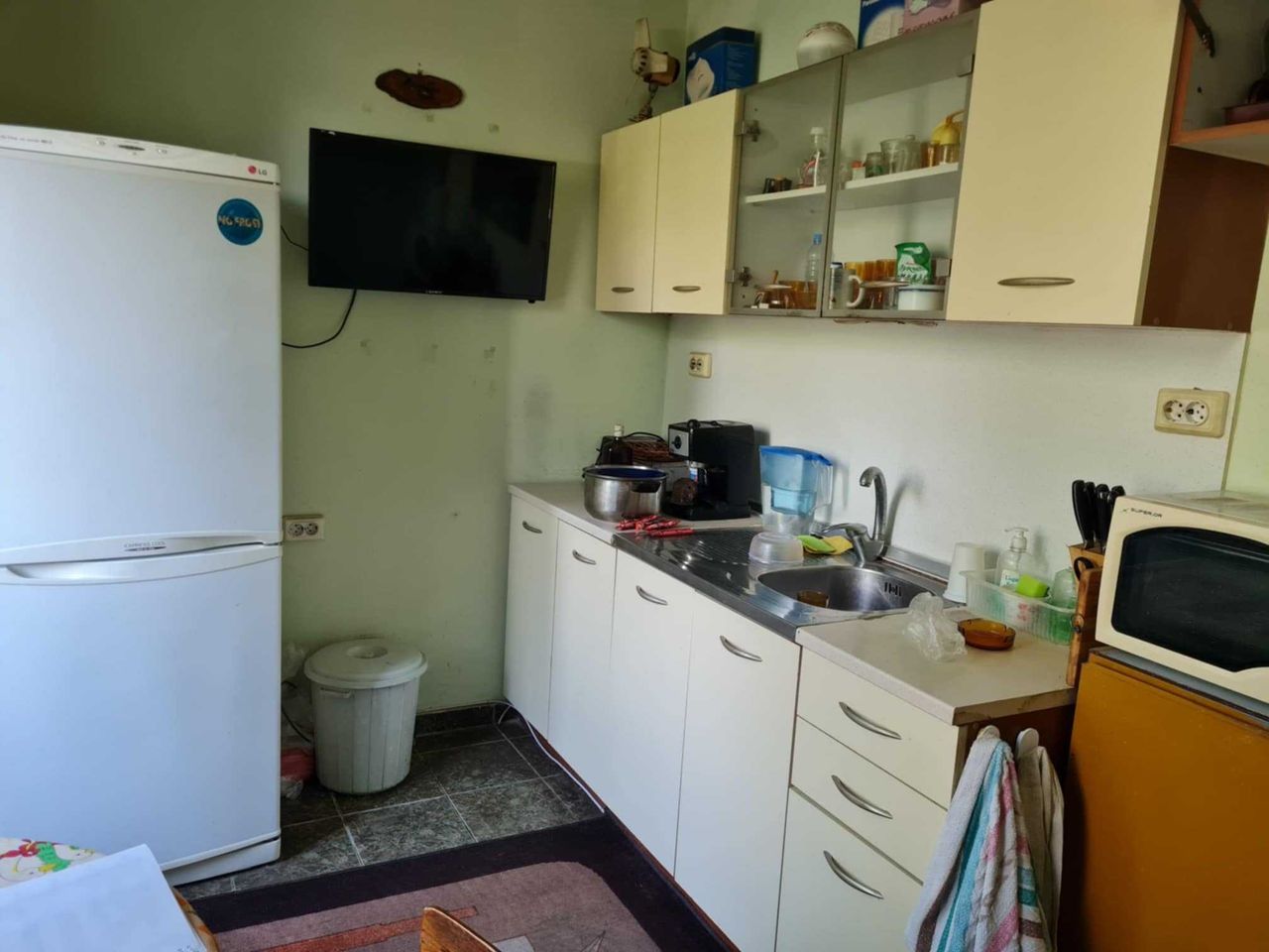 Продава се Двустаен апартамент в Плевен, Дружба 1 - 62 кв.м за 1355 €/кв.м - Снимка #3