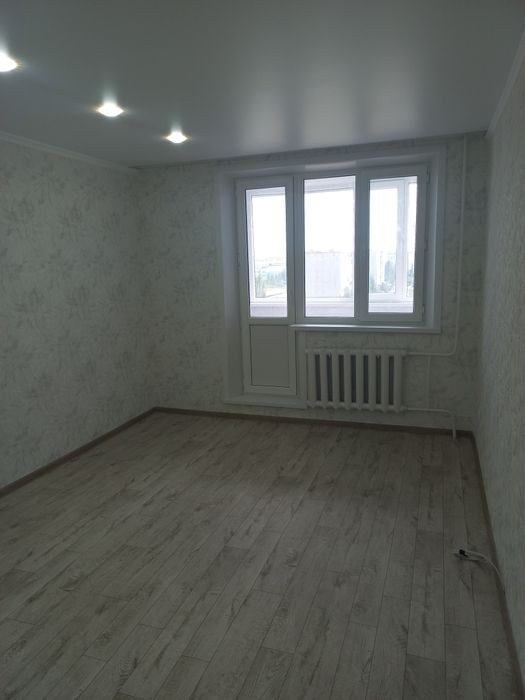 продам двухкомнатную улучшенную