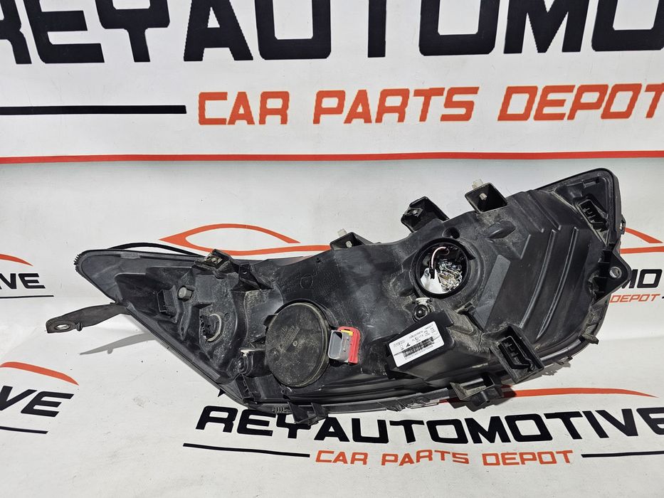 Far stanga Iveco Daily dupa 2014 cod 05802476873