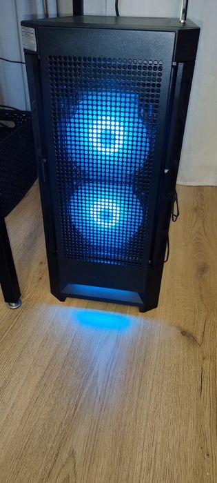 Компютър геймърски  ryzen 5600x ,rtx 3060ti ,16 рам 3600mhz, захр.650+