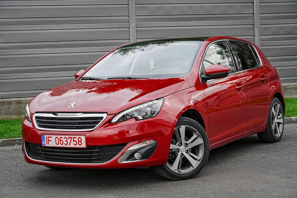 Peugeot 308 1.2 Benzina Turbo-Cutie Automata- Panoramic- Faruri Led-Euro 6