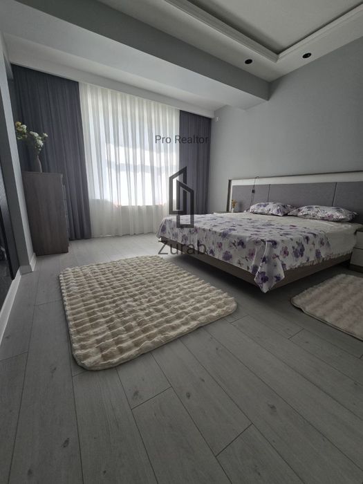 Новостройка  Паркентский  3/5/12 70.5 m²