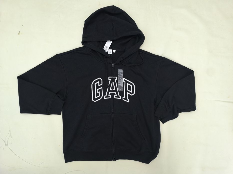 Новый костюм Gap . Заказывала с официального сайта с Америки