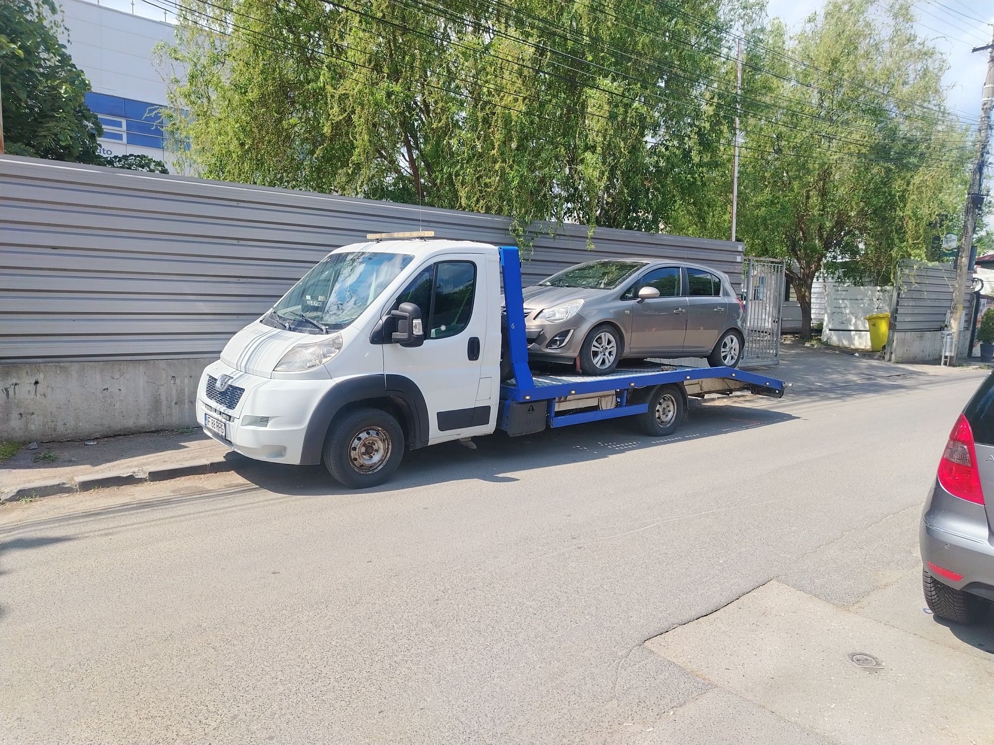 Asistenta rutieta tractări auto platforma auto 24/24